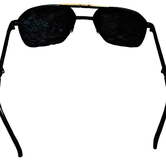 Authentic Vintage Gucci Black Monogram GG Logo Lens Metal Folding Sunglasses main image 7